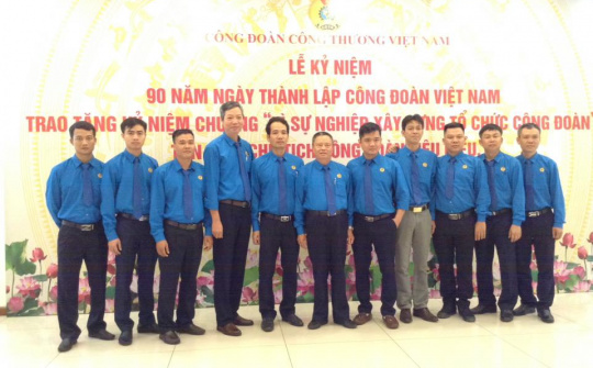 VNSTEEL: 2 Lao động Giỏi, 7 Lao động Sáng tạo cùng 2 Chủ tịch công đoàn tiêu biểu được khen thưởng