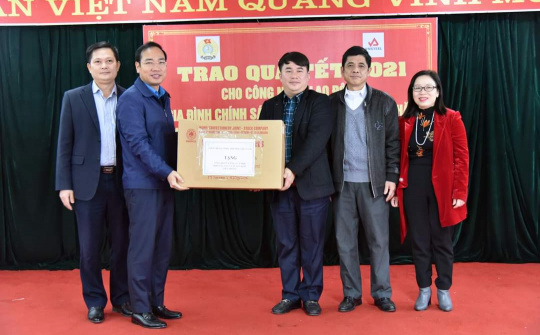 Một cái tết con trâu vẫn đủ đầy