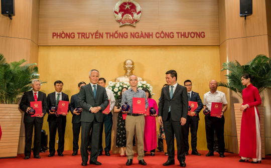 Xây dựng Phòng Truyền thống Bộ Công Thương: VNSTEEL “của một đồng công một nén”