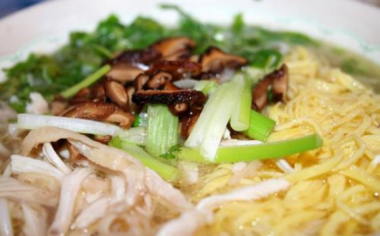 Bún thang: Món của người tinh tế