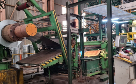 Tôn mạ VNSTEEL Thăng Long: Nâng công suất thiết bị cuốn, tở cuộn dây chuyền mạ để đón đầu thị trường