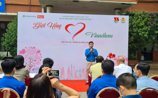 Giọt hồng Vinachem lần thứ III