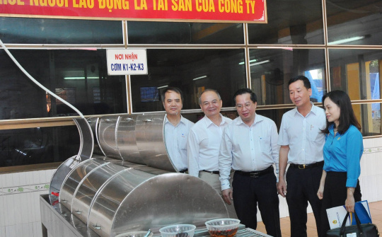 Công đoàn Tổng công ty Thép Việt Nam – CTCP: Thêm nhà ăn ca tự chọn là thêm niềm vui cho người lao động