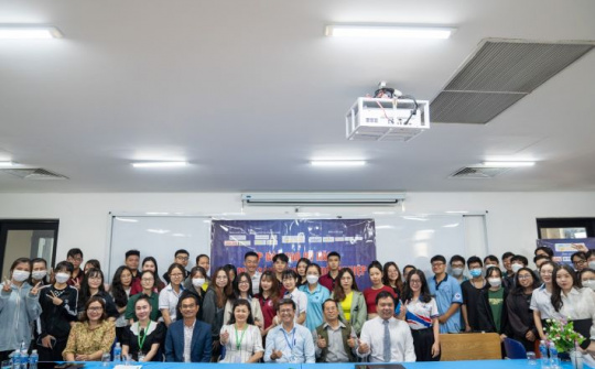 HUFI STARTUP 2023 – Khai giảng khóa đầu tiên lớp đào tạo Kỹ năng Đổi mới sáng tạo và Khởi nghiệp