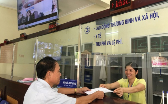 Hoàn thiện Nghị quyết sắp xếp đơn vị hành chính cấp huyện, cáp xã trước ngày 15/4