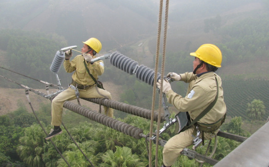 Được Fitch xếp hạng tín nhiệm BB, EVNNPT dễ dàng huy động vốn quốc tế