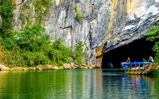 Quảng Bình có mạo hiểm khi chọn hướng trở thành “Thủ đô du lịch mạo hiểm của châu Á”?