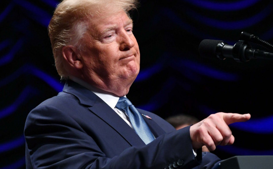 Tin ảnh: Ông Trump sẽ triệu tập cả Google, Facebook, Twitter đến họp trong “vài tuần tới”.