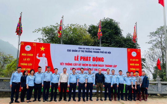 Cục Quản lý thị trường Hà Nội phát động trồng 1.000 cây xanh tại Vườn Quốc gia Ba Vì