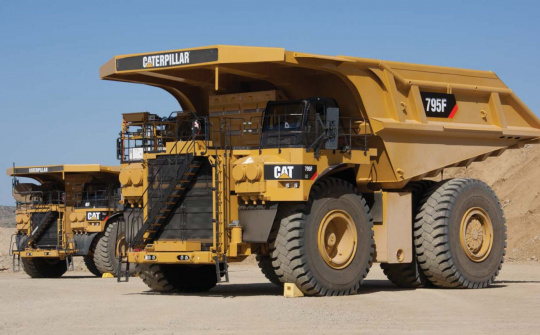 Caterpillar 797F - "Quái vật" nặng 700 tấn trên công trường