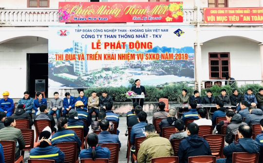 Than Thống Nhất triển khai nhiệm vụ sản xuất, kinh doanh và phát động thi đua năm 2019