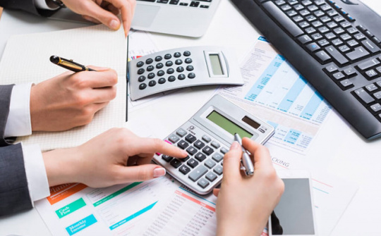 Công tác kế toán chi phí sản xuất và tính giá thành sản phẩm tại Công ty Cổ phần VNCOM