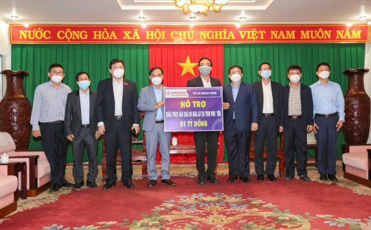 Tổng công ty Phát điện 2 trao hỗ trợ Phú Yên khắc phục thiệt hại do mưa lũ