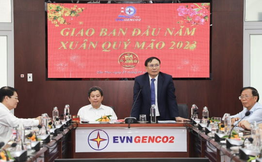 EVNGENCO2: Sôi nổi khí thế ngày làm việc đầu năm mới