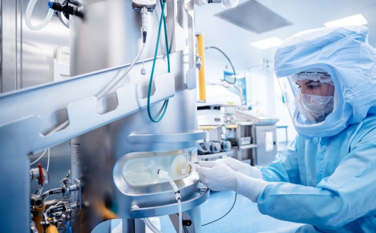 BioNTech sẽ thiết lập thêm các cơ sở sản xuất vắc xin Covid -19 ứng dụng công nghệ số của Siemens