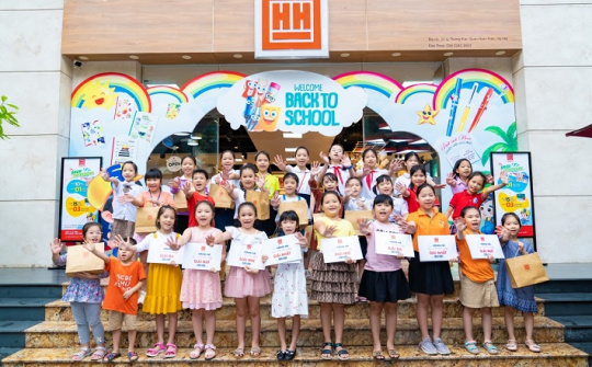 Tưng bừng Giao lưu viết chữ đẹp “Cùng Hồng Hà chinh phục Nét Hoa diệu kỳ”