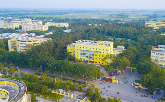 Các nhân tố ảnh hưởng đến chất lượng dịch vụ đào tạo chuyên ngành Kế toán tại Trường Đại học Trà Vinh