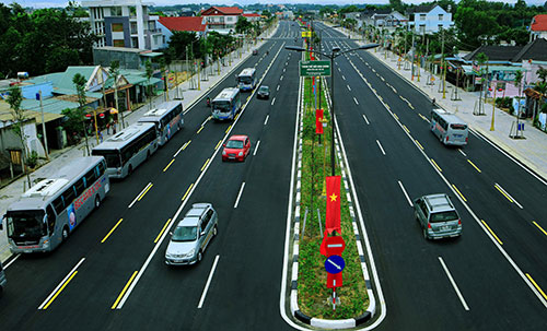 Mô hình kinh tế lượng không gian đánh giá tác động của vốn đầu tư giao thông đến tăng trưởng kinh tế khu vực Đồng bằng sông Hồng