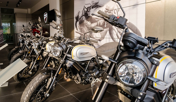 Vì sao giá mô tô cũ thường giảm mạnh vào mùa đông?