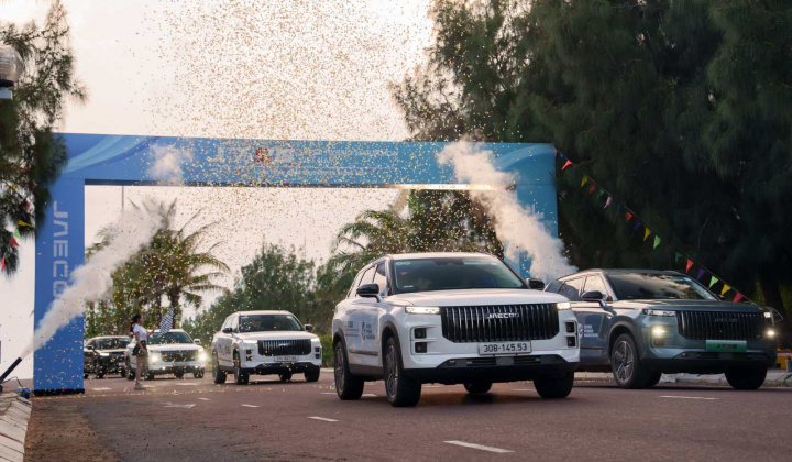 Jaecoo J7 PHEV (SHS) đạt gần 1.500km di chuyển tại Việt Nam với một bình xăng và đầy pin