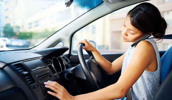 4 thói quen lái xe cần bỏ ngay nếu không muốn gặp tai nạn