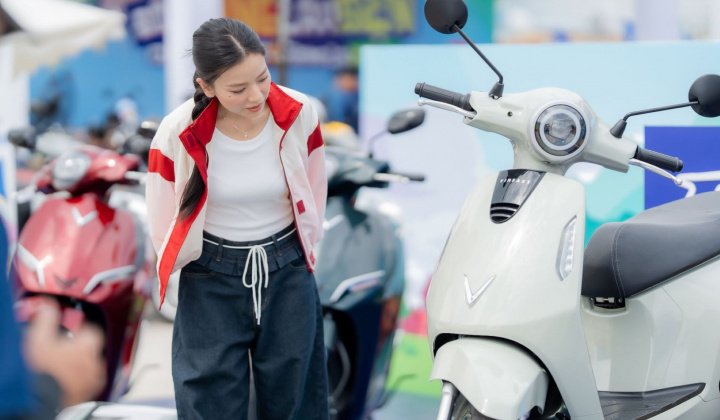 Không cần bằng lái, đổi pin siêu tiện: Lý do Evo Lite hút khách đô thị