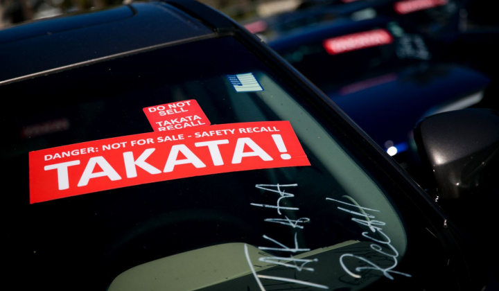 Hàng nghìn ô tô cũ tại Việt Nam vẫn mang "quả bom nổ chậm" từ túi khí Takata