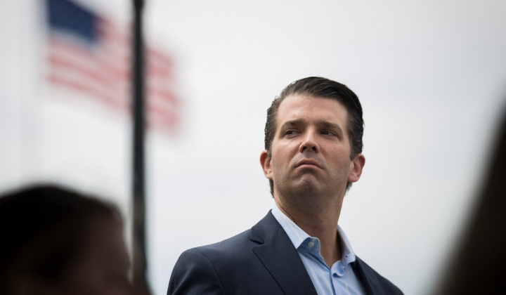 Ông Trump Jr. so sánh bức tường biên giới với hàng rào sở thú