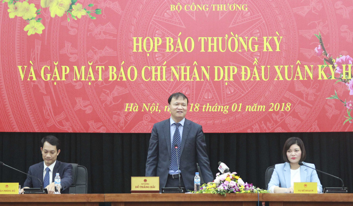 Bộ Công Thương: Không tăng giá điện trước và thời gian ngắn sau Tết