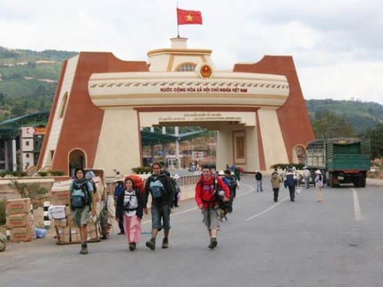 Điều kiện để hưởng ưu đãi thuế suất thuế nhập khẩu theo Hiệp định Thương mại biên giới Việt Nam - Lào