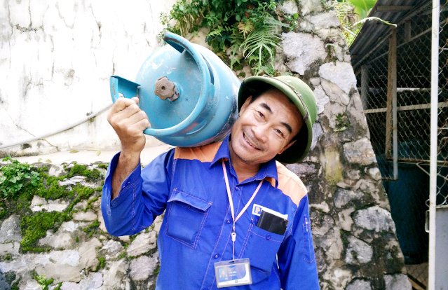 Anh Lò Văn Dấu - người giữ ngọn lửa xanh trên đất Mường Muổi