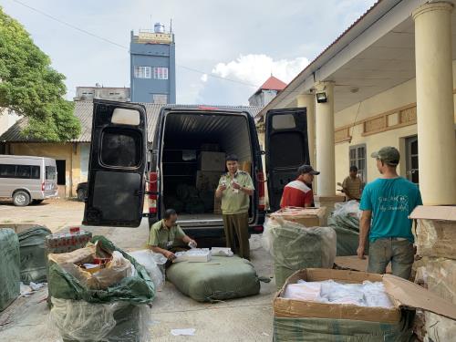 Hàng loạt túi xách, kính giả thương hiệu Chanel bất ngờ bị bắt giữ
