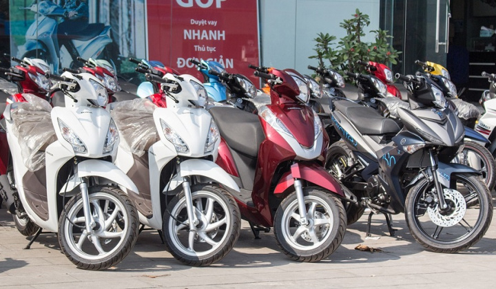 Doanh số bán xe máy liên tục giảm, người Việt đã “mua đủ”?