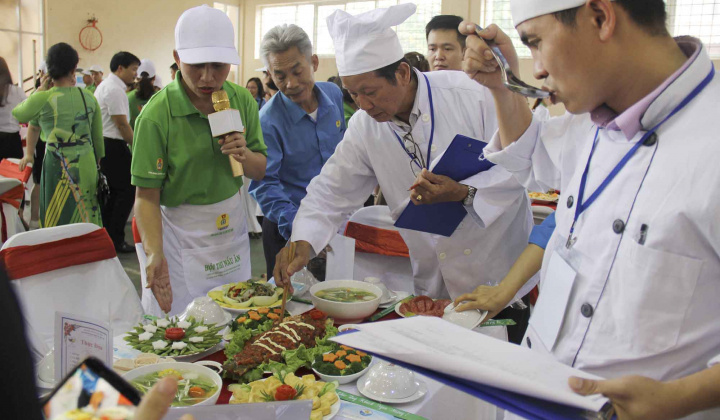 38 mâm cơm dinh dưỡng và hàng trăm quyết tâm hành động vì an toàn thực phẩm