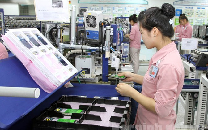 10 tháng xuất siêu trên 7 tỷ USD