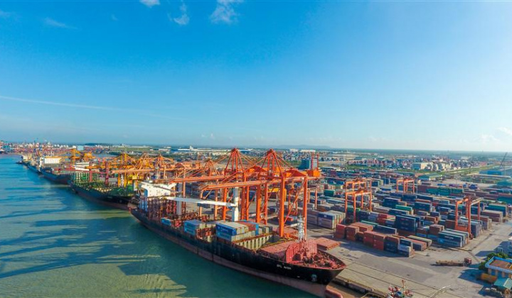 Xuất siêu đạt mức kỷ lục mới, 10 tháng hơn 9 tỷ USD