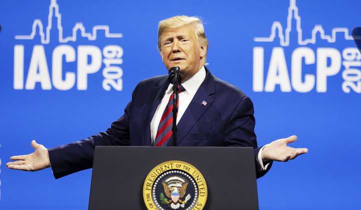 [Tin ảnh] Ông Trump "xuống nước" trước Trung Quốc