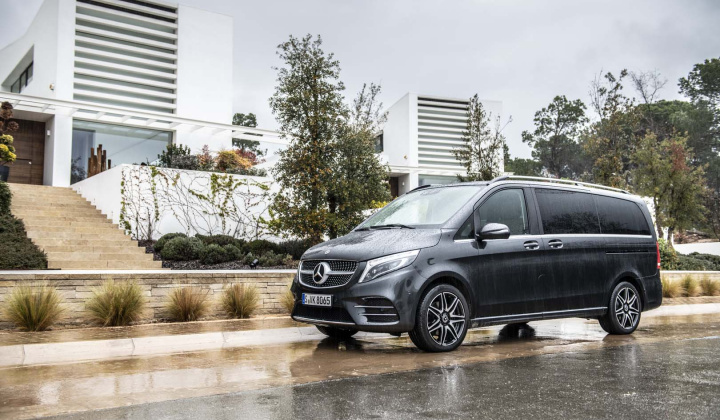 Mercedes-Benz Việt Nam ra mắt mẫu xe đa dụng V-Class, nâng cấp đáng giá
