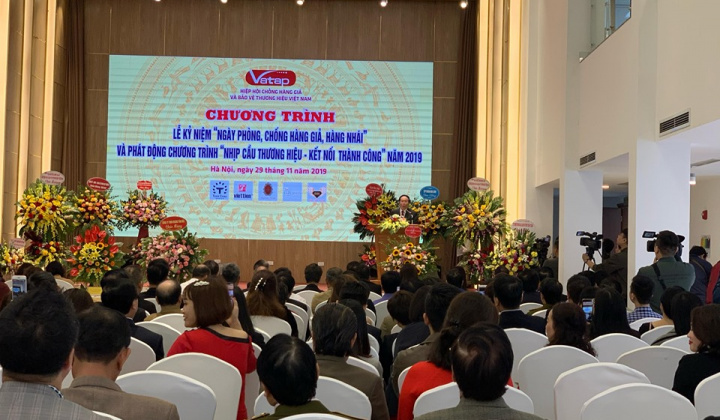 Doanh nghiệp phải chủ động bảo vệ thương hiệu, chống hàng giả