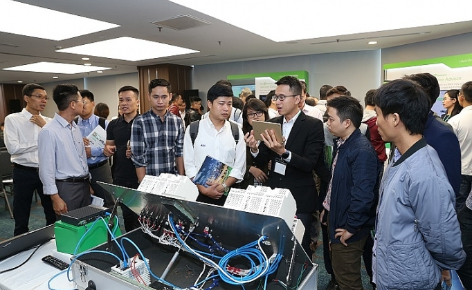 Schneider Electric đón đầu xu hướng số hóa trong sản xuất công nghiệp