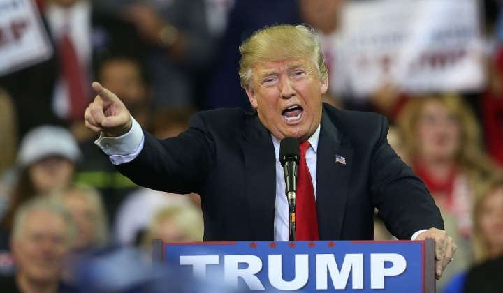 Tổng thống Donald Trump phủ nhận việc đồng ý dỡ bỏ thuế quan cho Trung Quốc