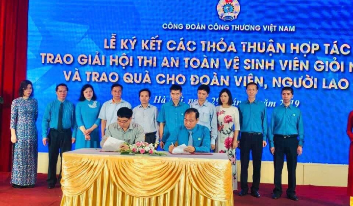 Xà phòng Hà Nội giảm giá 30% dịp Tết 2020 để hỗ trợ đoàn viên công đoàn, người lao động sử dụng hàng Việt