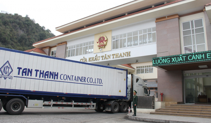 Thêm gần 1.500 xe hàng thông quan qua các cửa khẩu biên giới phía Bắc trong ngày 3/5