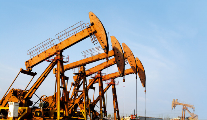 Giá dầu thô tăng nhờ kỳ vọng OPEC tiếp tục giảm sản lượng khai thác