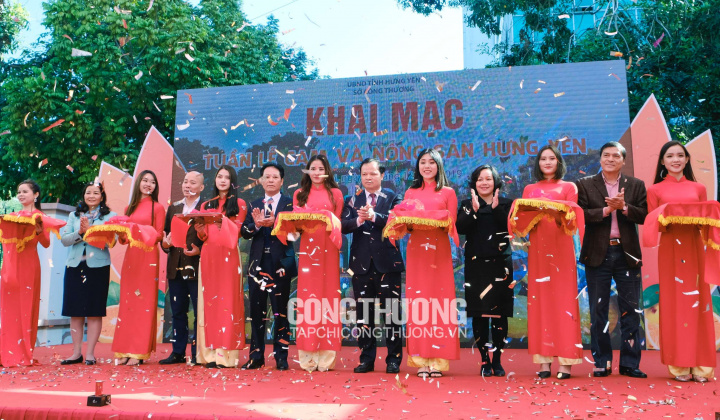 Người tiêu dùng chào đón cam và nông sản Hưng Yên tại Thủ đô Hà Nội