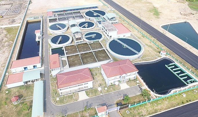 Ứng dụng công nghệ plasma lạnh trong xử lý nước thải dệt nhuộm