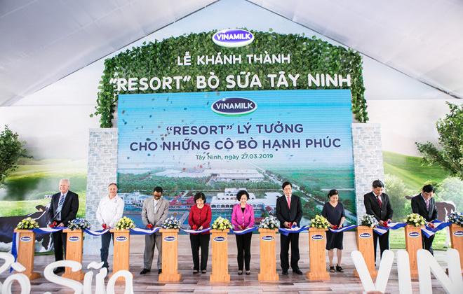 Vinamilk khánh thành trang trại bò sữa tổng kinh phí đầu tư 1.200 tỷ đồng