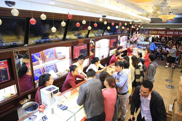 Giá vàng hôm nay 4/3: Giá vàng SJC, Vàng Rồng Thăng Long và tỷ giá trung tâm cùng tăng