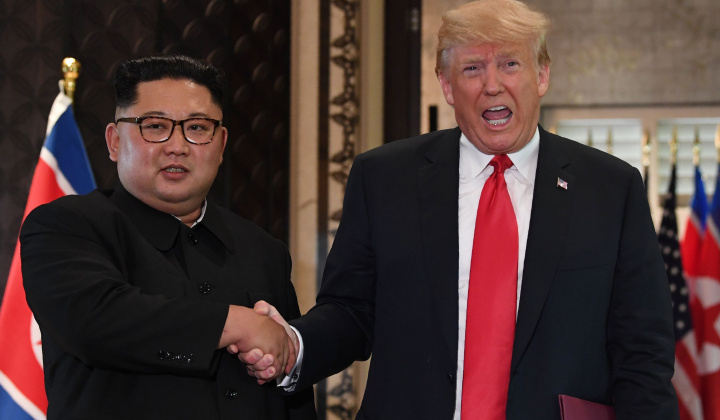Tin ảnh: Ông Trump sẵn sàng gặp lại ông Kim