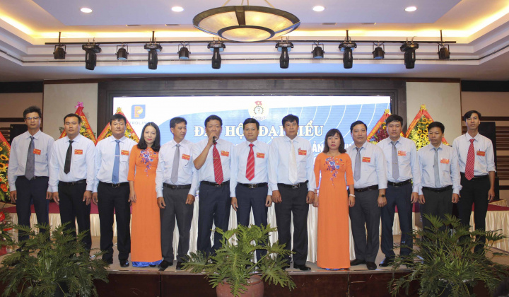 Petrolimex Quảng Bình phấn đấu thu nhập người lao động tăng 5% mỗi năm